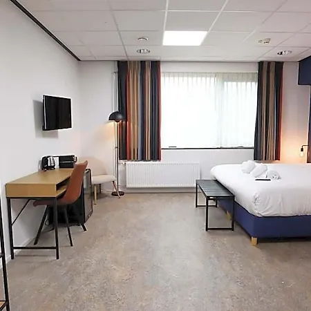 Rooms25 Hotel