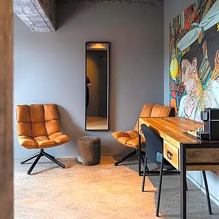 Rooms25